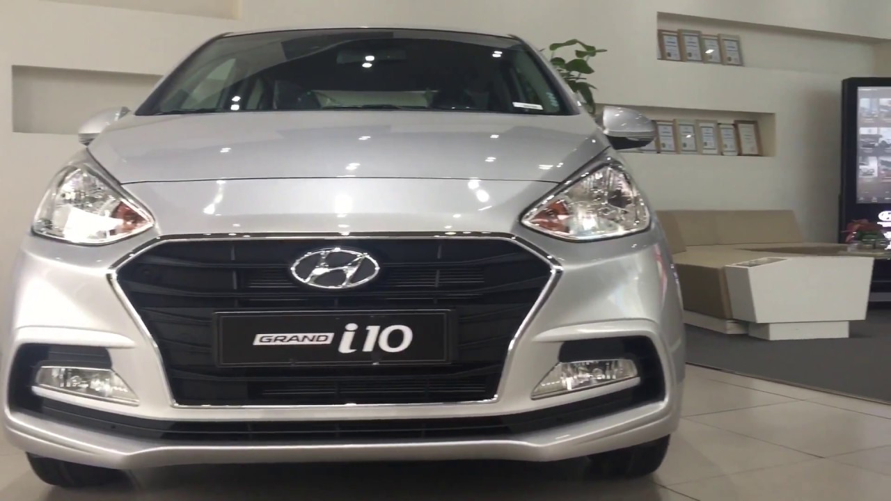 Hyundai i10 2018 màu bạc